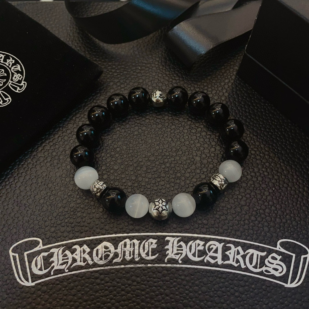  新款【专柜品质】Chrome Hearts克罗心 经典复古多元素手链手串，凹凸造型不同的花纹设计风格 