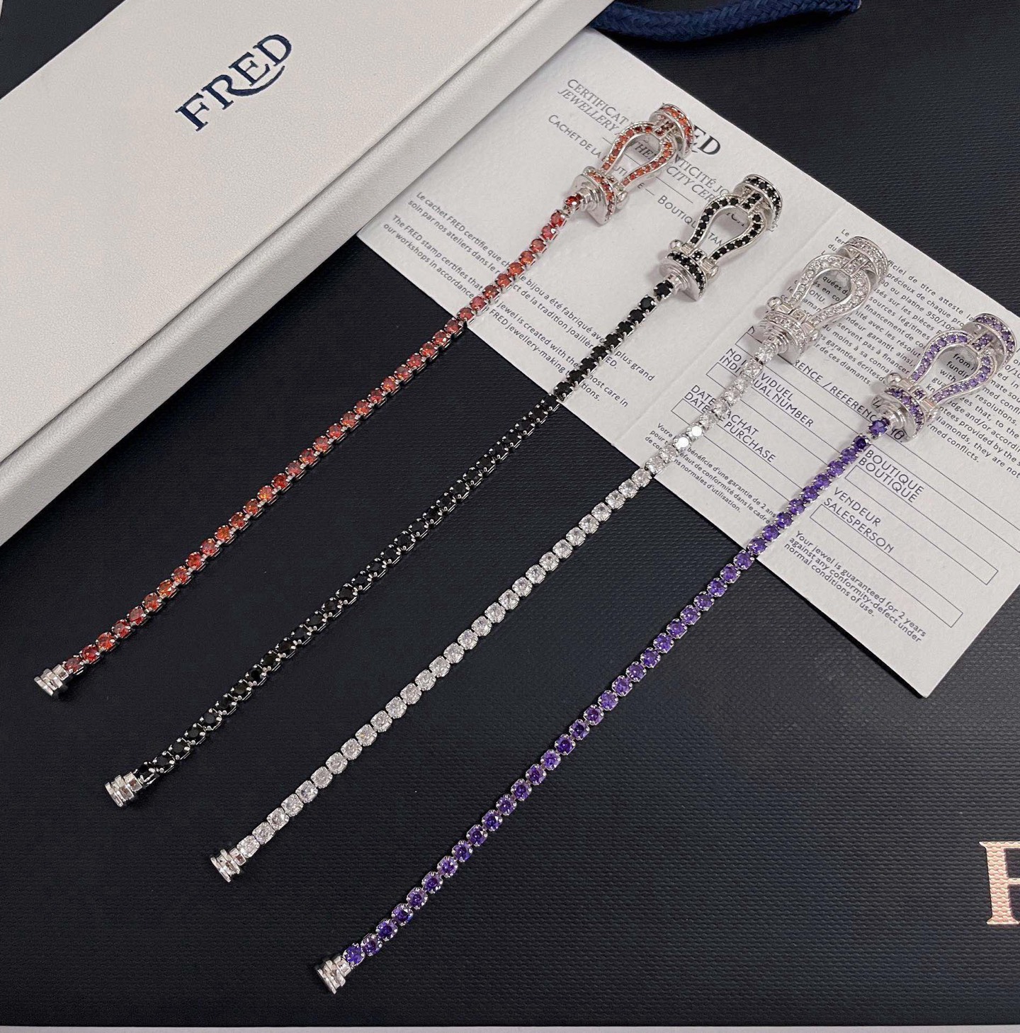  🎉 𝗙𝗥𝗘𝗗 费雷德黑钻马蹄扣手链，精工微镶，高端定制，专柜材质，加厚电镀工艺，带logo，自带高级感