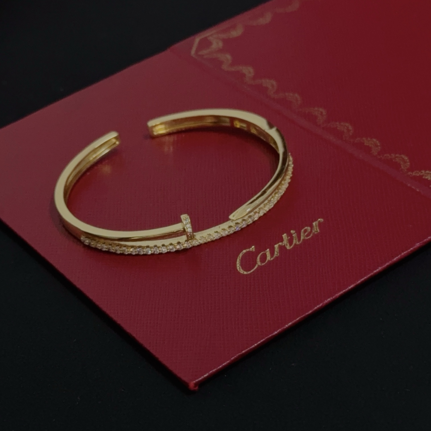 Elegante Brazalete Cartier Juste un Clou con Diamantes en Oro Amarillo 7 i1752842870699 4518 0 3