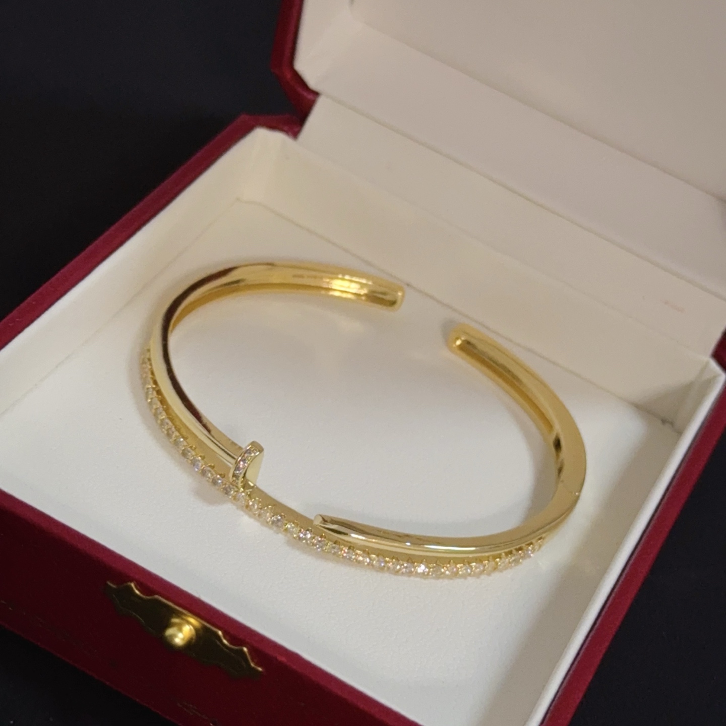 Elegante Brazalete Cartier Juste un Clou con Diamantes en Oro Amarillo 9 i1752842870703 2324 0 6