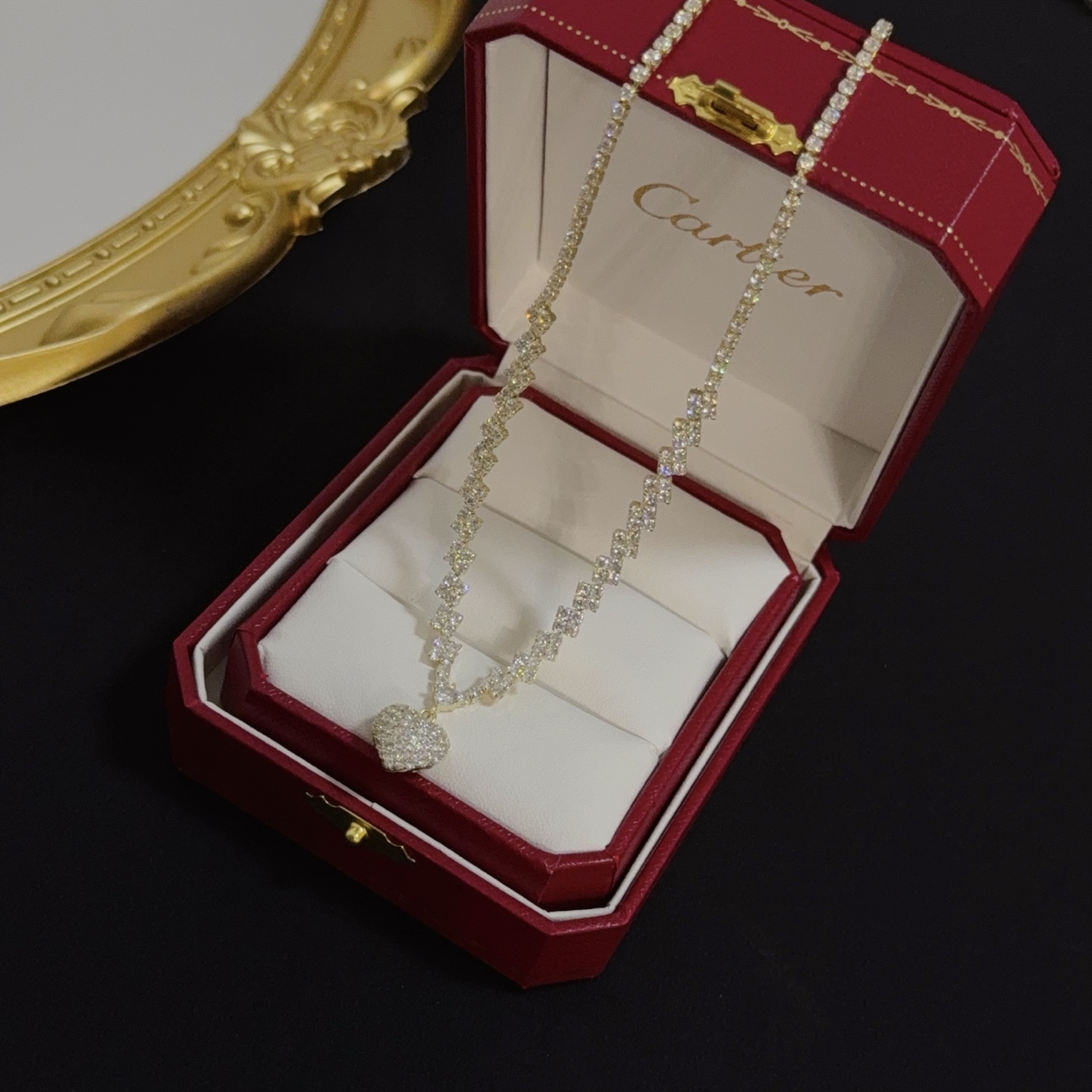Elegante Collar Cartier con Corazón de Diamantes, Diseño Clásico y Moderno 3 i1752843051206 7336 0 1