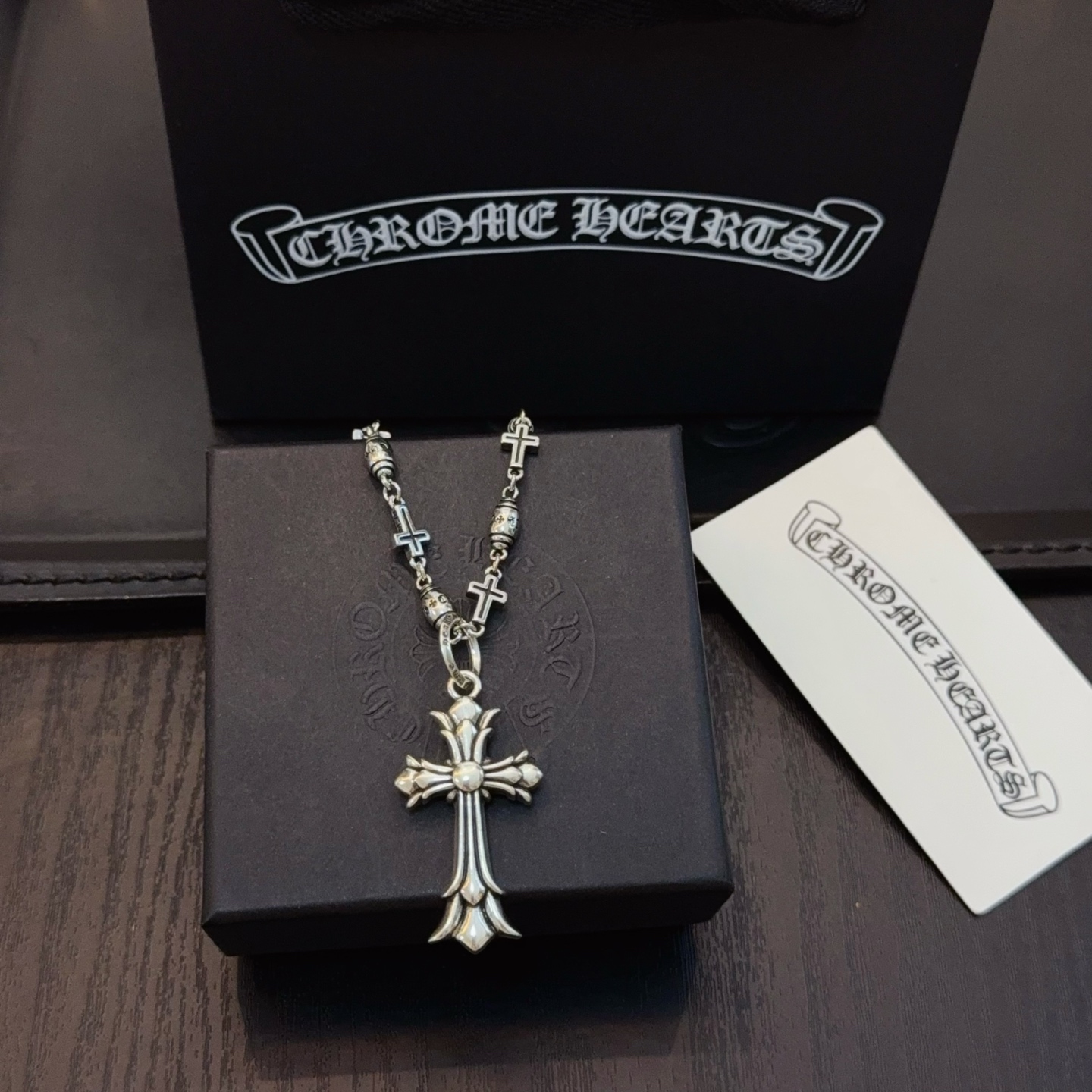  新款【专柜品质】Chrome Hearts克罗心经典复古十字架花球项链，十字架吊坠 凹凸造型不同的花纹