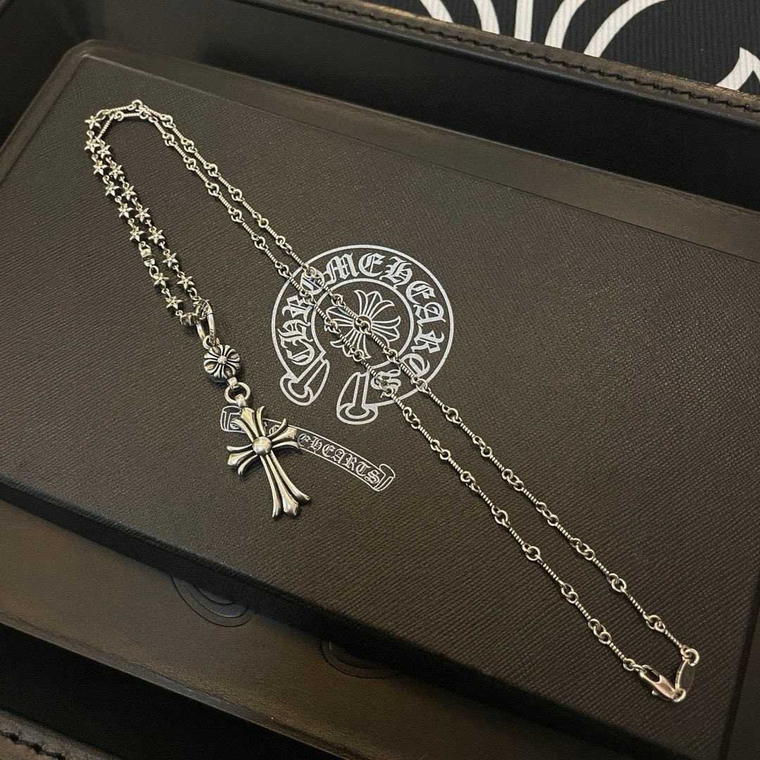 新款【专柜品质】Chrome Hearts克罗心 经典复古竹节五星项链 十字架吊坠 凹凸造型不同的花纹设