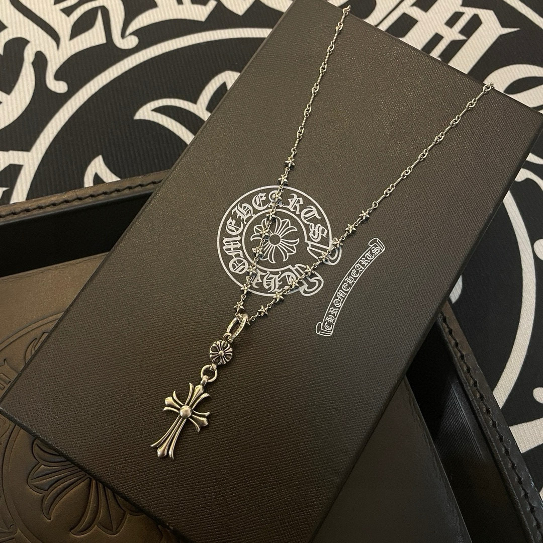 新款【专柜品质】Chrome Hearts克罗心 经典复古竹节五星项链 十字架吊坠 凹凸造型不同的花纹设