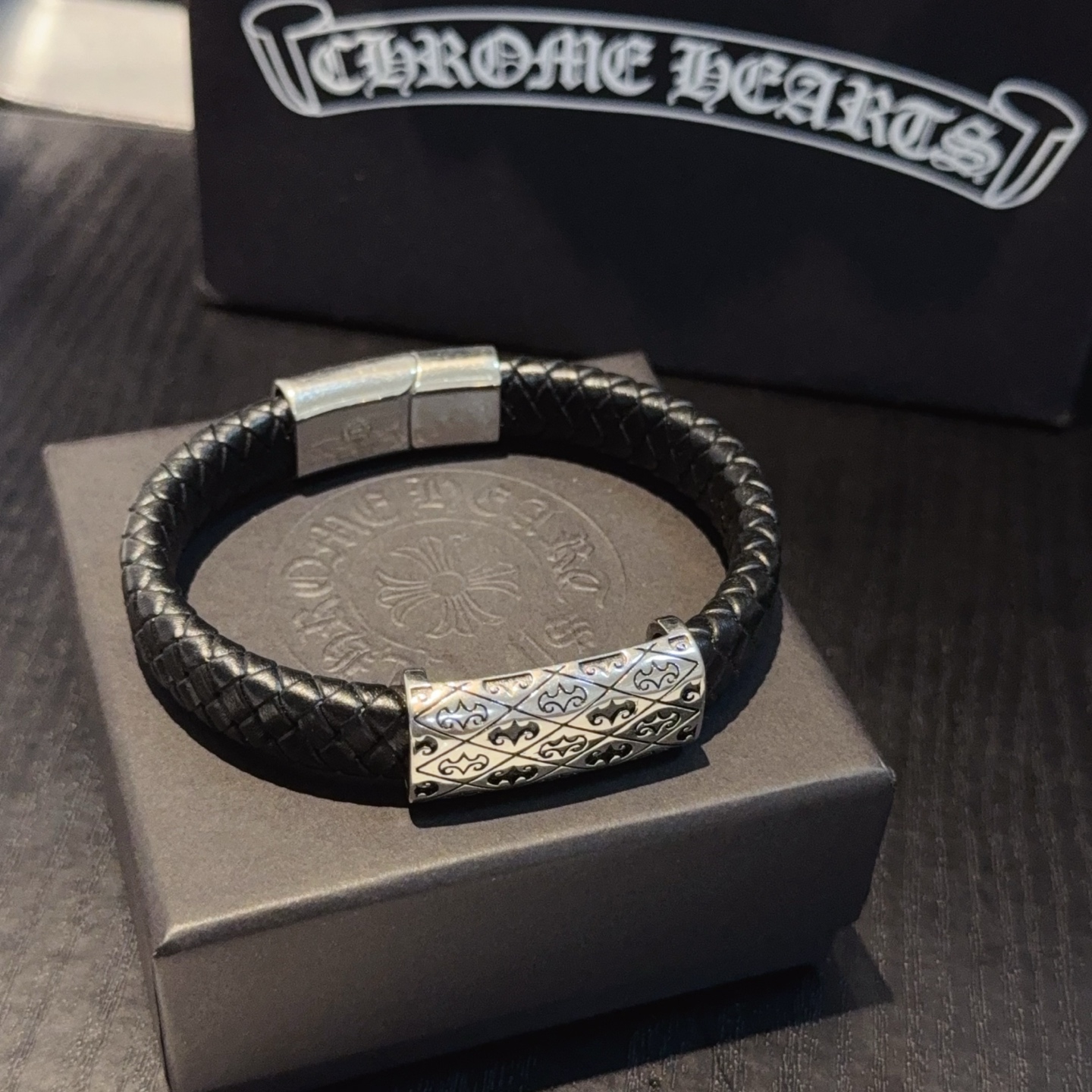  新款【专柜品质】Chrome Hearts克罗心皮绳手镯手绳，凹凸造型不同的花纹设计风格呈现出与众不同