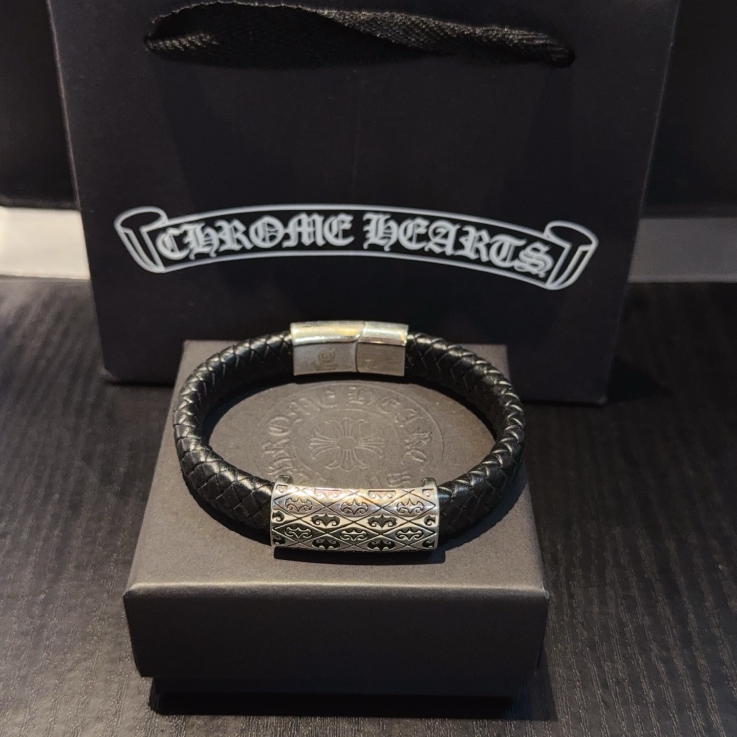  新款【专柜品质】Chrome Hearts克罗心皮绳手镯手绳，凹凸造型不同的花纹设计风格呈现出与众不同