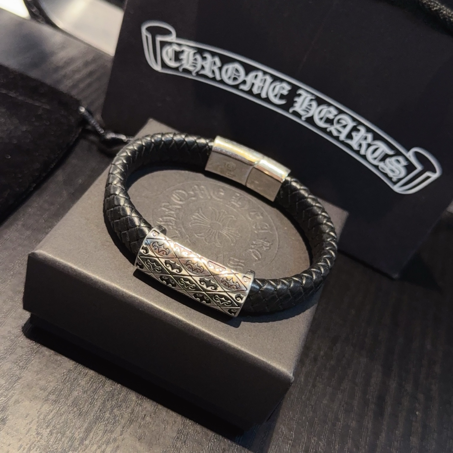  新款【专柜品质】Chrome Hearts克罗心皮绳手镯手绳，凹凸造型不同的花纹设计风格呈现出与众不同