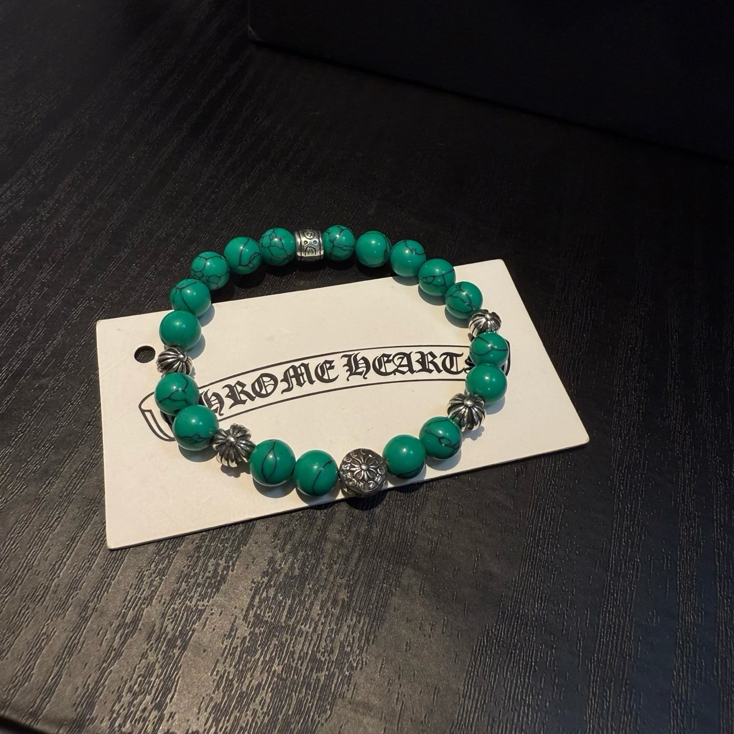  新款【专柜品质】Chrome Hearts克罗心 经典复古多元素绿松石手链手串，凹凸造型不同的花纹设计