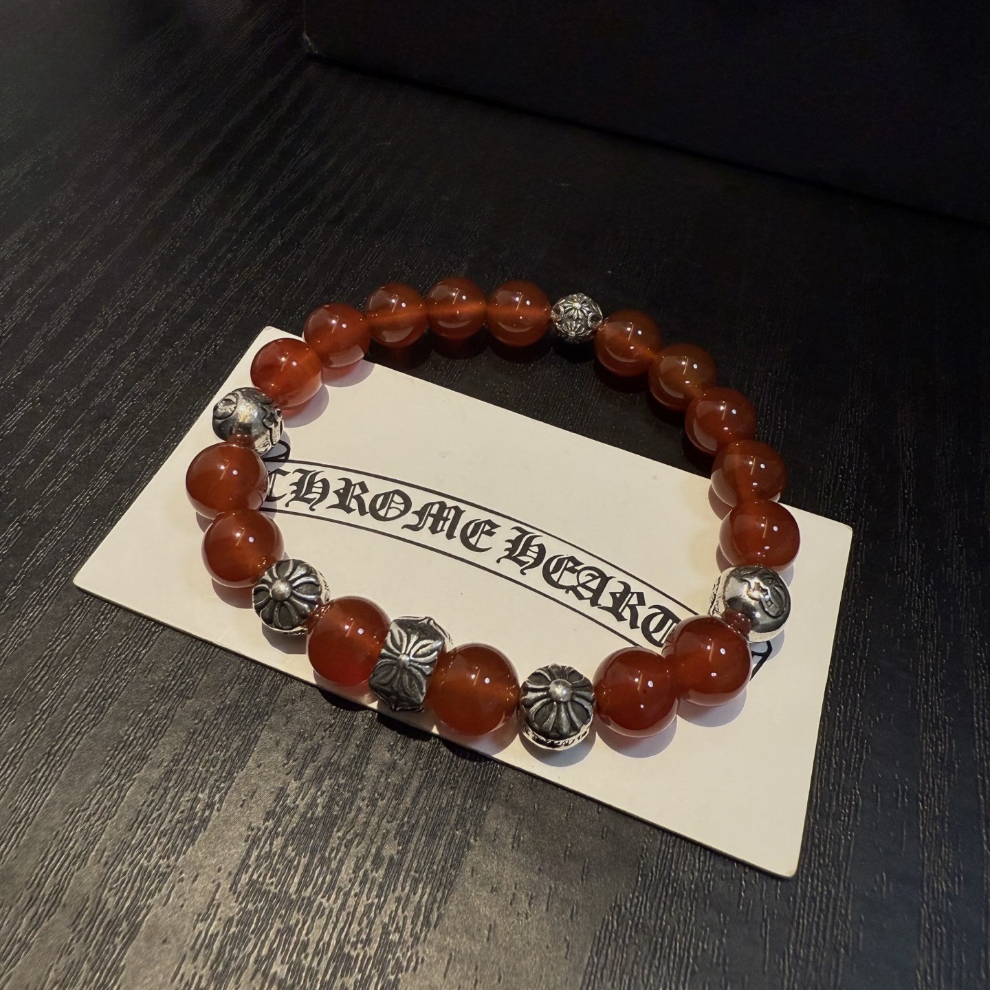  新款【专柜品质】Chrome Hearts克罗心 经典复古多元素手链手串，凹凸造型不同的花纹设计风格 