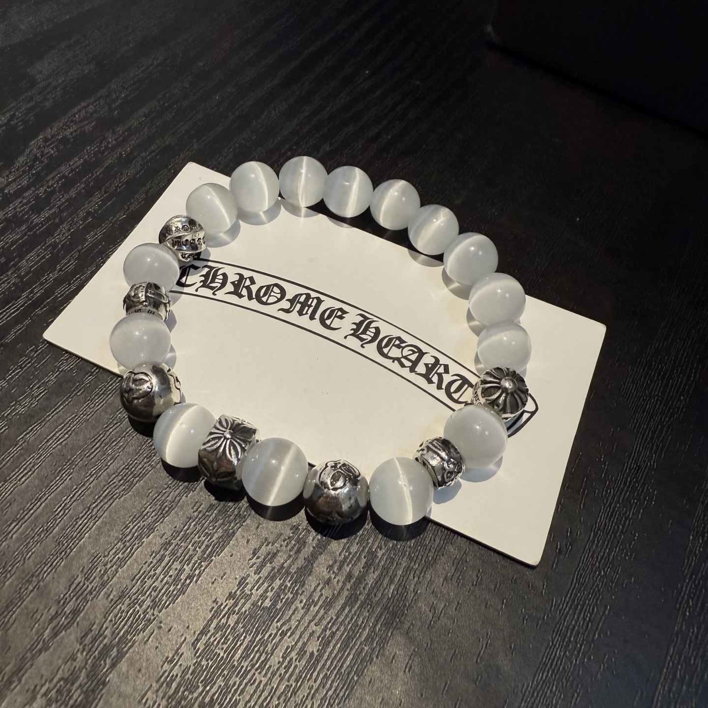  新款【专柜品质】Chrome Hearts克罗心 经典复古多元素手链手串，凹凸造型不同的花纹设计风格 