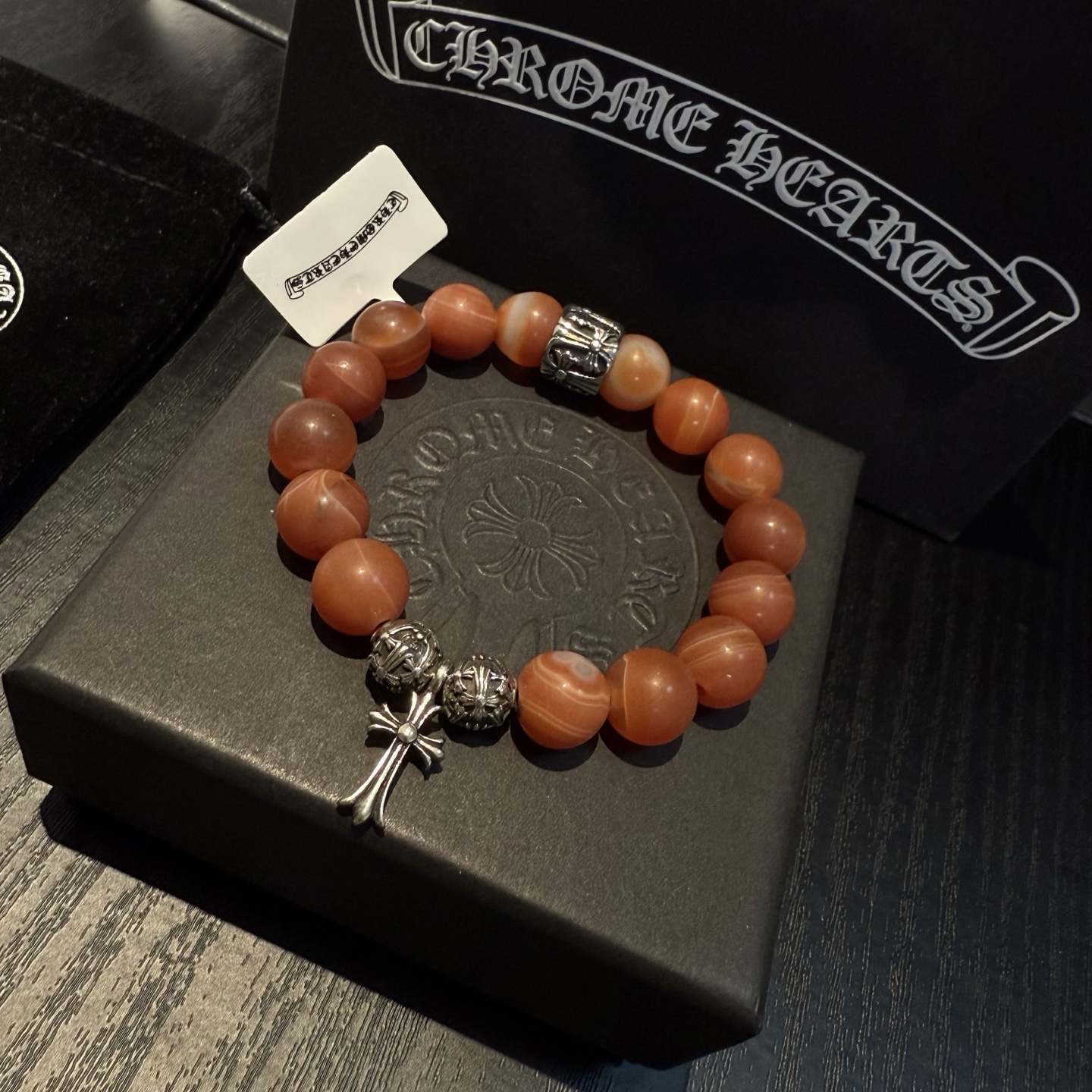  新款【专柜品质】Chrome Hearts克罗心 经典复古多元素手链手串，凹凸造型不同的花纹设计风格 