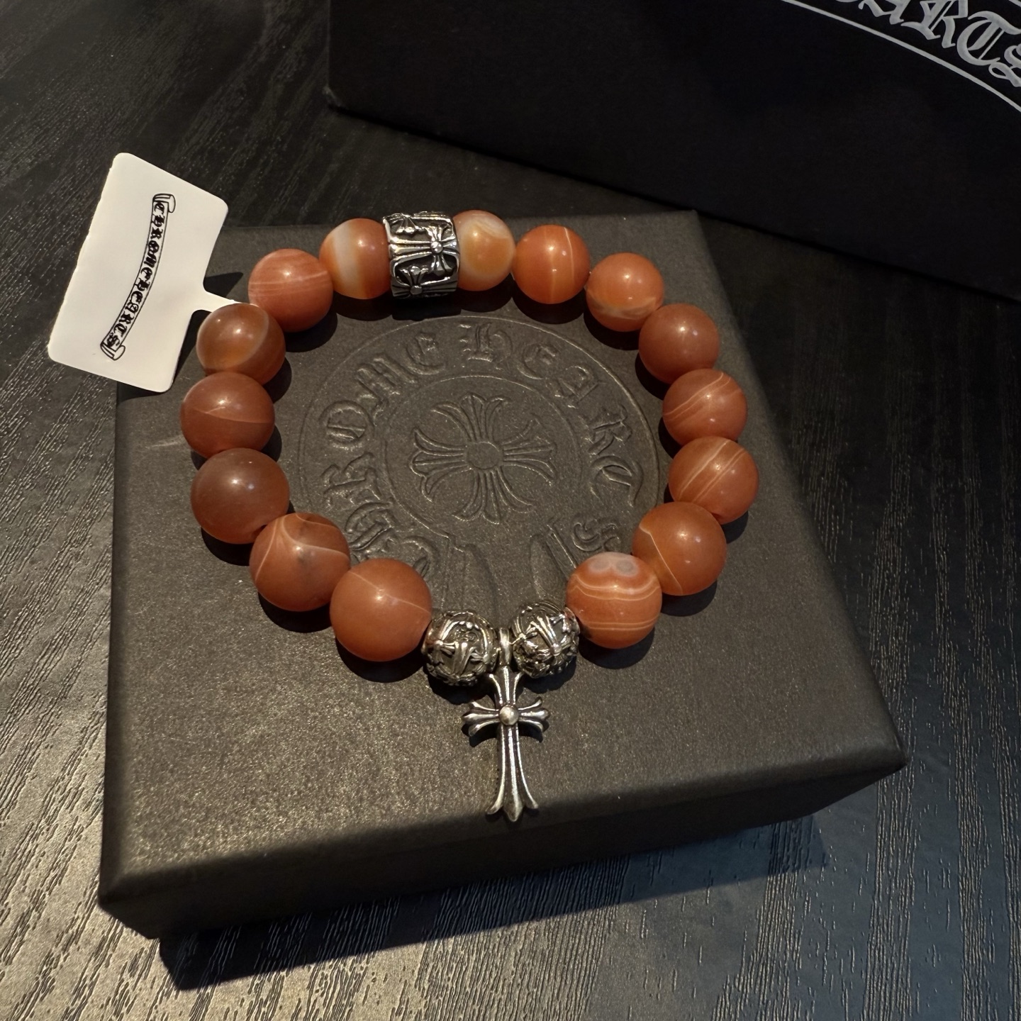  新款【专柜品质】Chrome Hearts克罗心 经典复古多元素手链手串，凹凸造型不同的花纹设计风格 