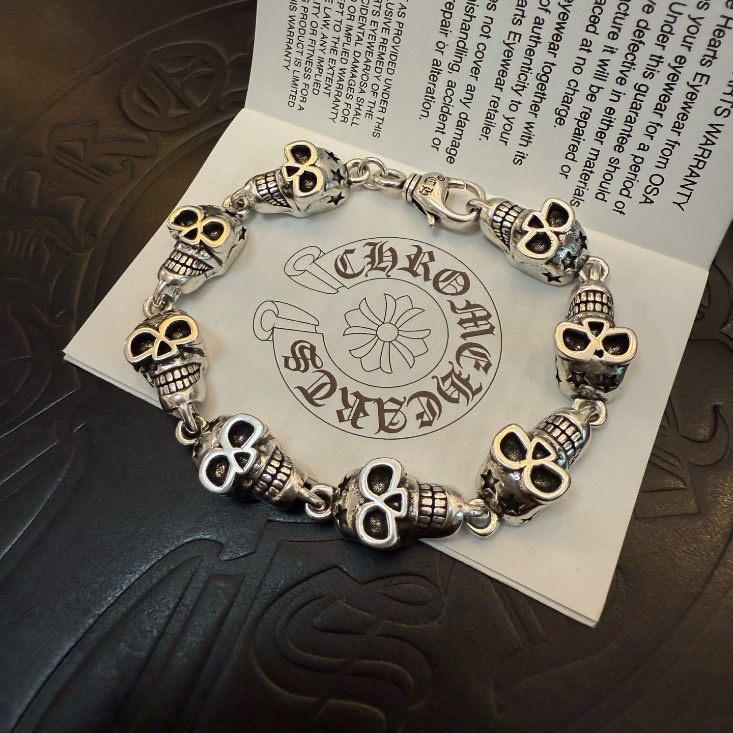  新款【专柜品质】Chrome Hearts克罗心复古骷髅头手链 凹凸造型不同的花纹设计风格 呈现出与众