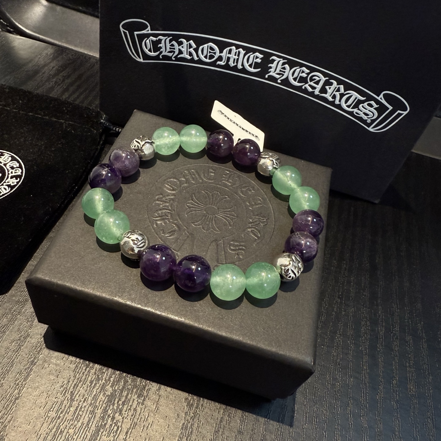  新款【专柜品质】Chrome Hearts克罗心 经典复古多元素手链手串，凹凸造型不同的花纹设计风格 