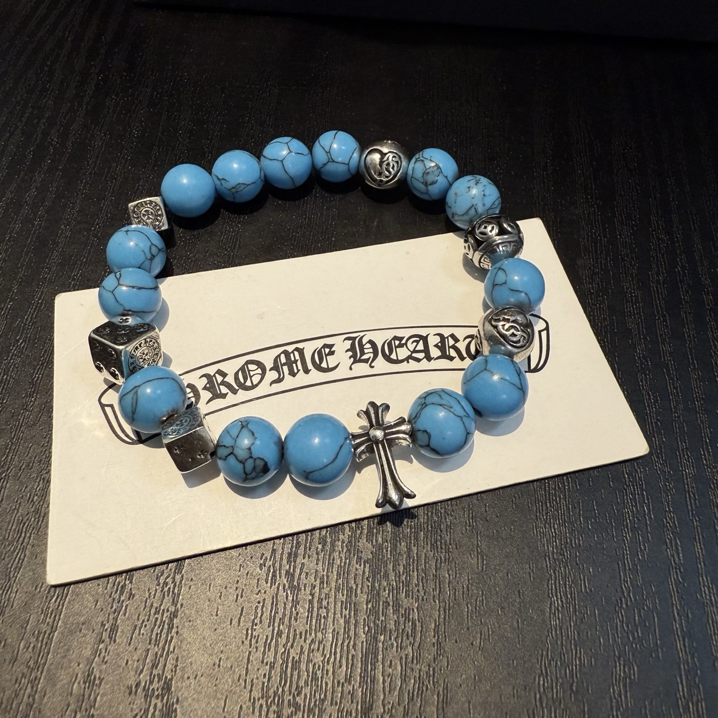  新款【专柜品质】Chrome Hearts克罗心 经典复古多元素手链手串，凹凸造型不同的花纹设计风格 