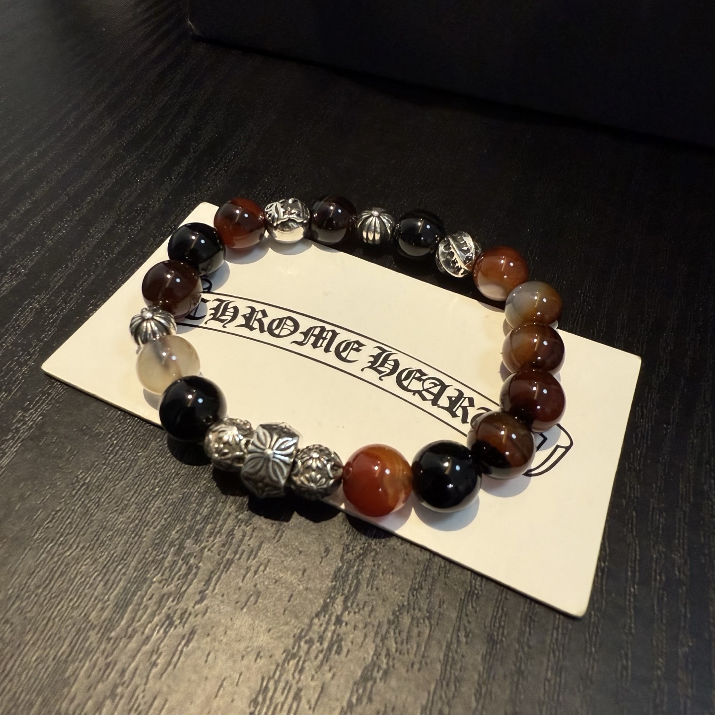  新款【专柜品质】Chrome Hearts克罗心 经典复古多元素手链手串，凹凸造型不同的花纹设计风格 