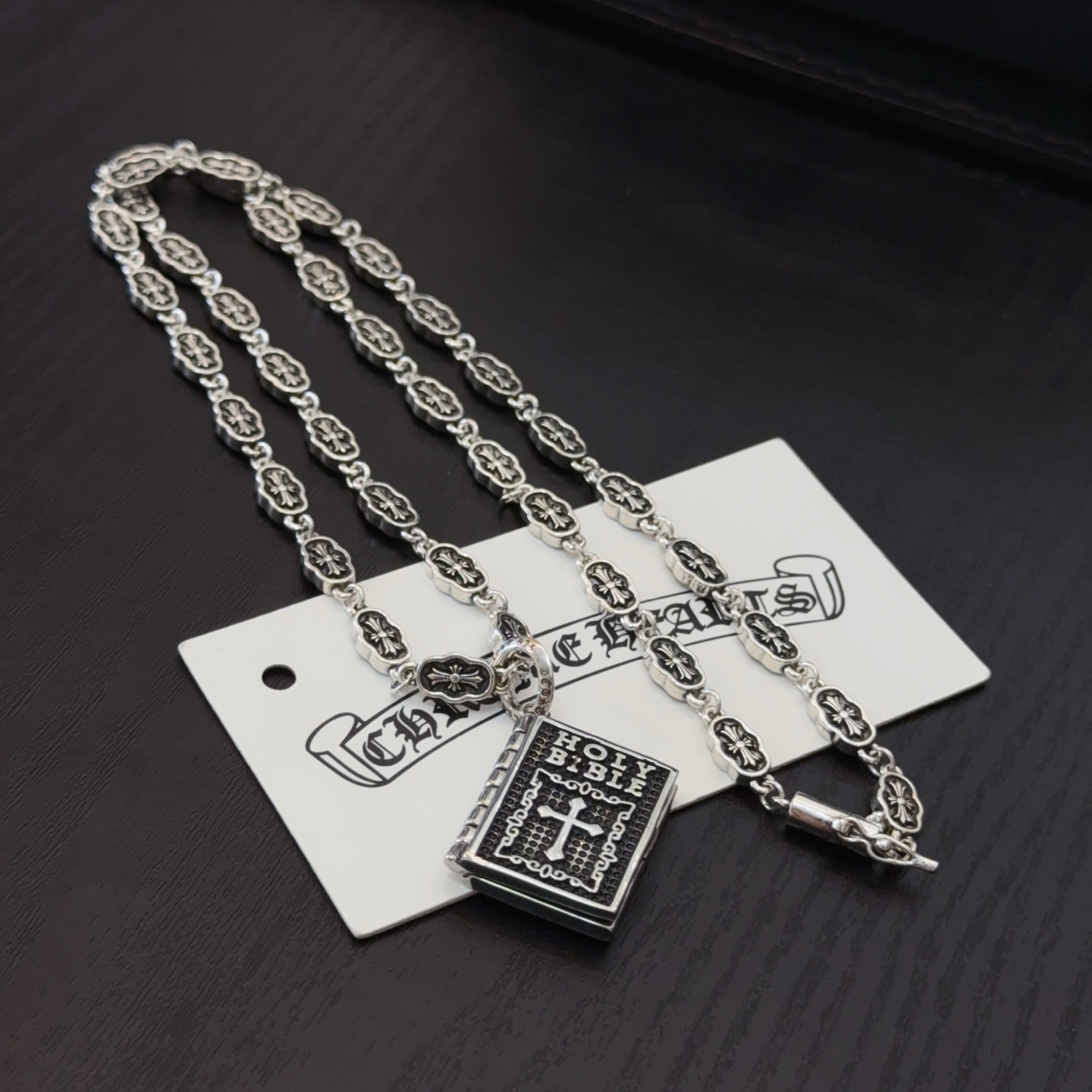  新款【专柜品质】Chrome Hearts克罗心经典复古十字架项链，方牌十字架吊坠 凹凸造型不同的花纹