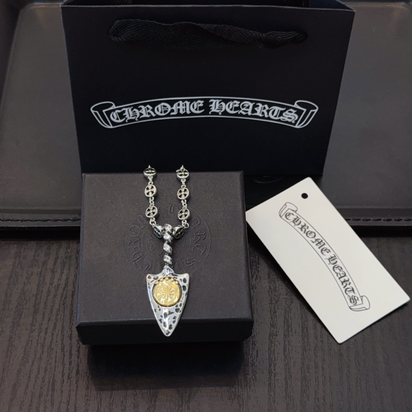  新款【专柜品质】Chrome Hearts克罗心经典复古十字花球项链，矛头吊坠 凹凸造型不同的花纹设计