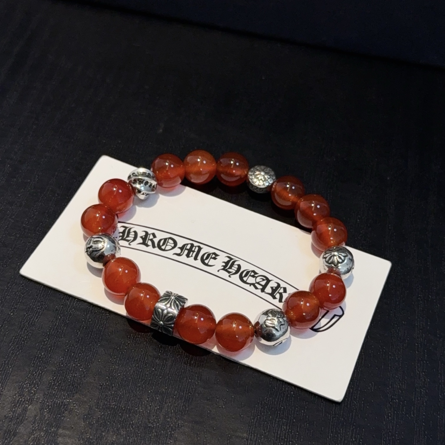  新款【专柜品质】Chrome Hearts克罗心 经典复古多元素手链手串，凹凸造型不同的花纹设计风格 