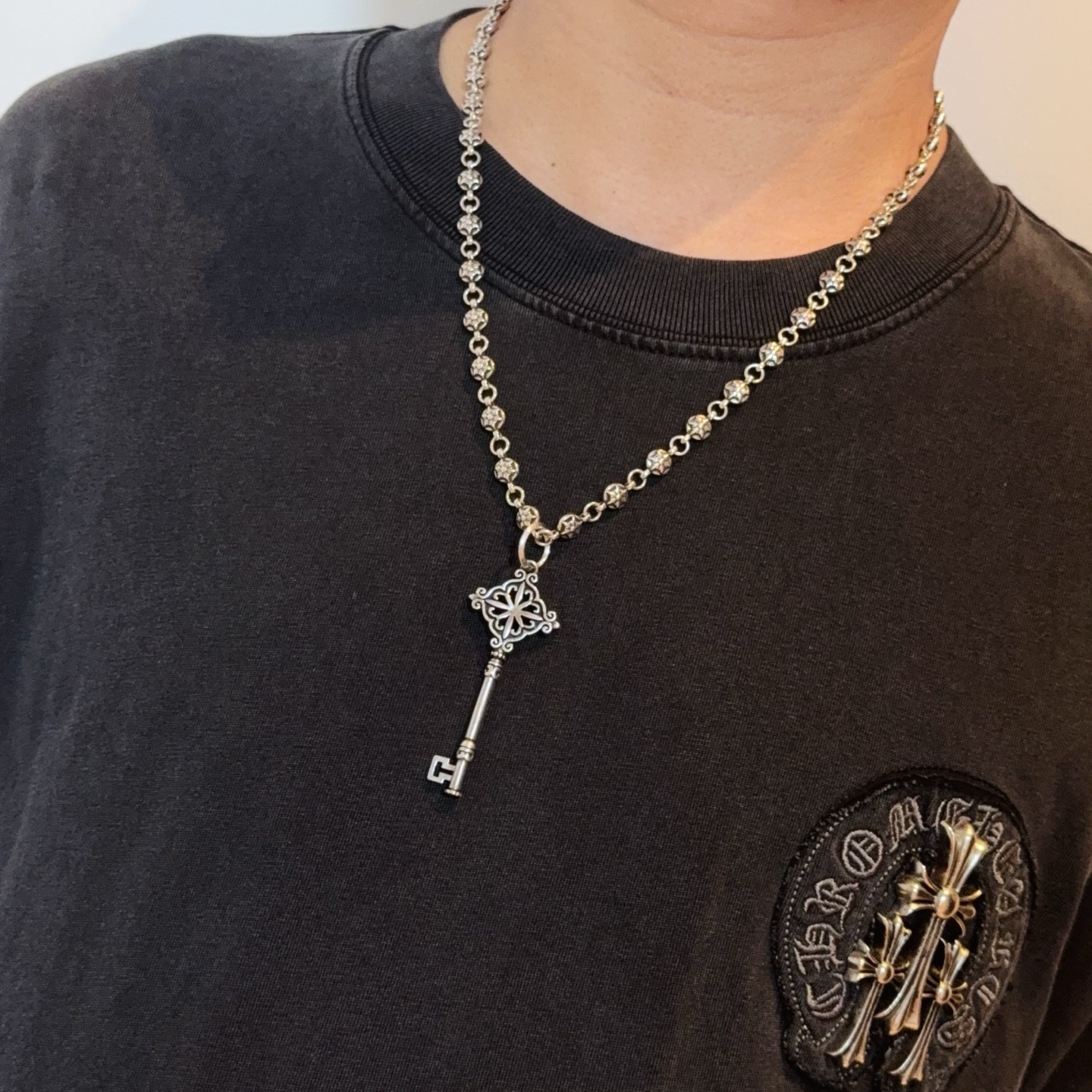  新款【专柜品质】Chrome Hearts克罗心经典复古六芒星项链，钥匙吊坠 凹凸造型不同的花纹设计风