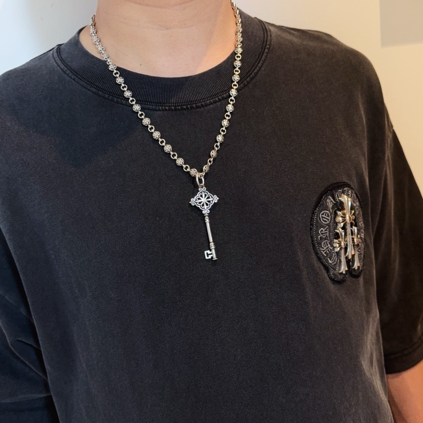  新款【专柜品质】Chrome Hearts克罗心经典复古六芒星项链，钥匙吊坠 凹凸造型不同的花纹设计风