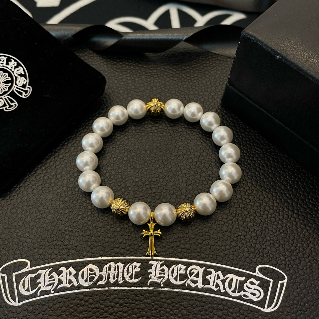  新款【专柜品质】Chrome Hearts克罗心复古珍珠十字架手串手链  凹凸造型不同的花纹设计风格 