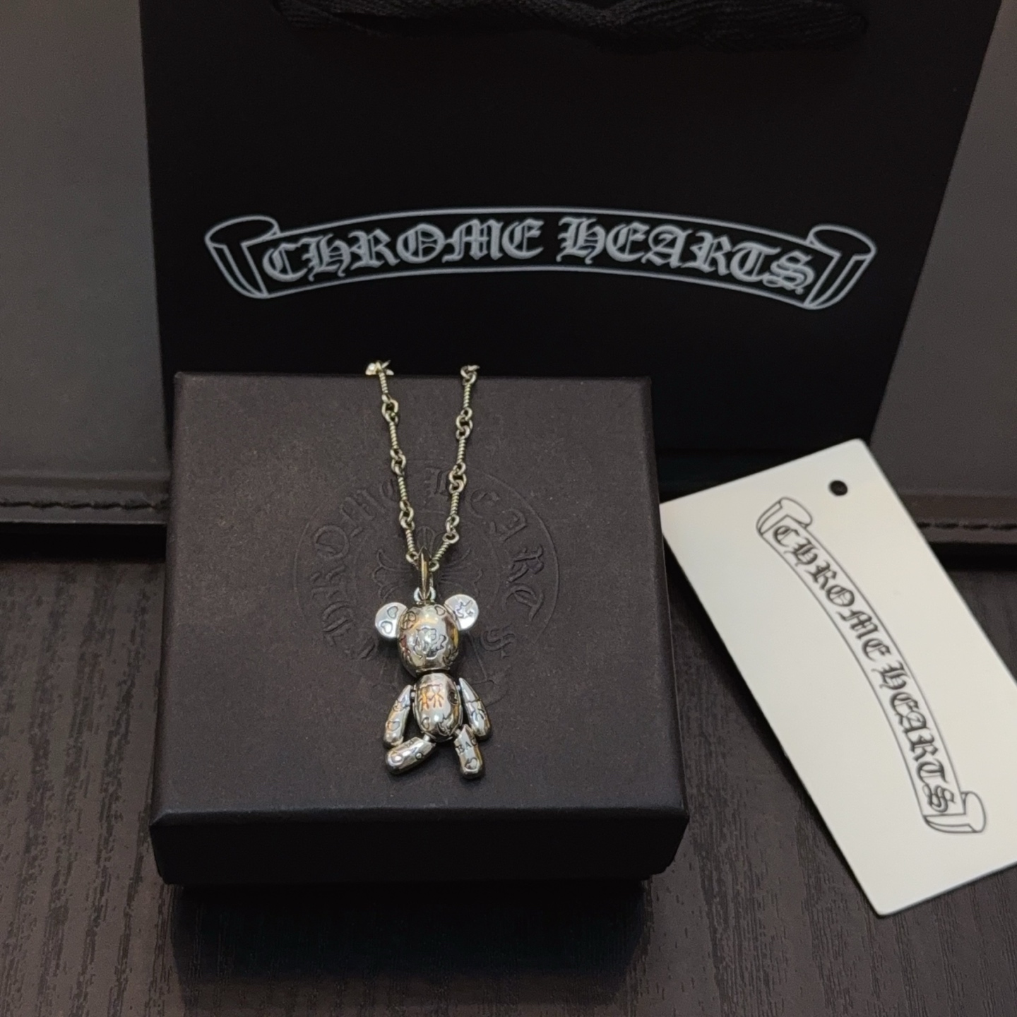   新款【专柜品质】Chrome Hearts克罗心可爱熊项链，链长60cm;凹凸造型不同的花纹设计风格