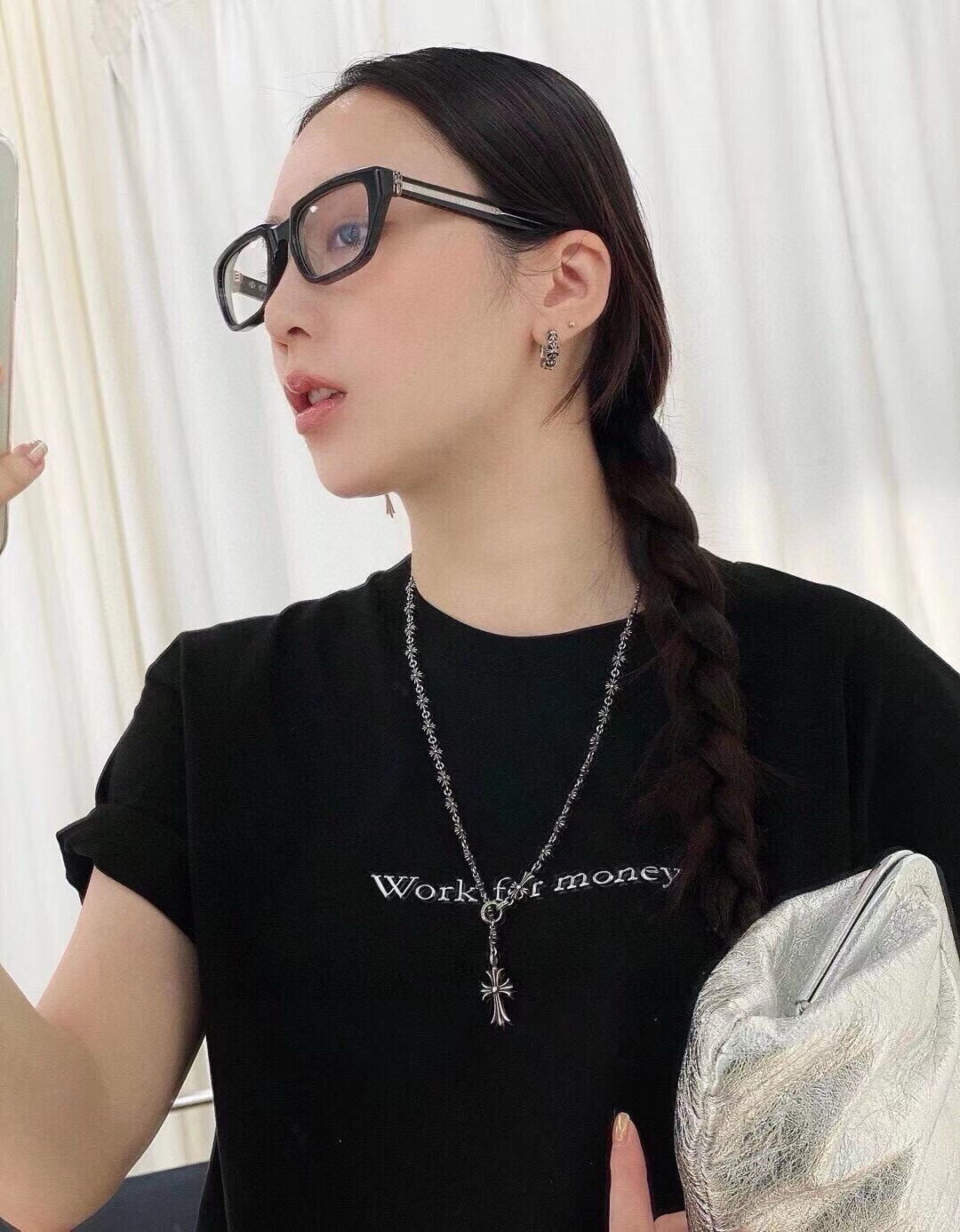 💰125 【专柜品质】克罗心Chrome hearts 网红同款项链

雪梨同款 镶石双面十字架经典项链 经典到不行
双面都可以戴 春冬秋冬都可以戴的款式
送人选它就错不了啦～