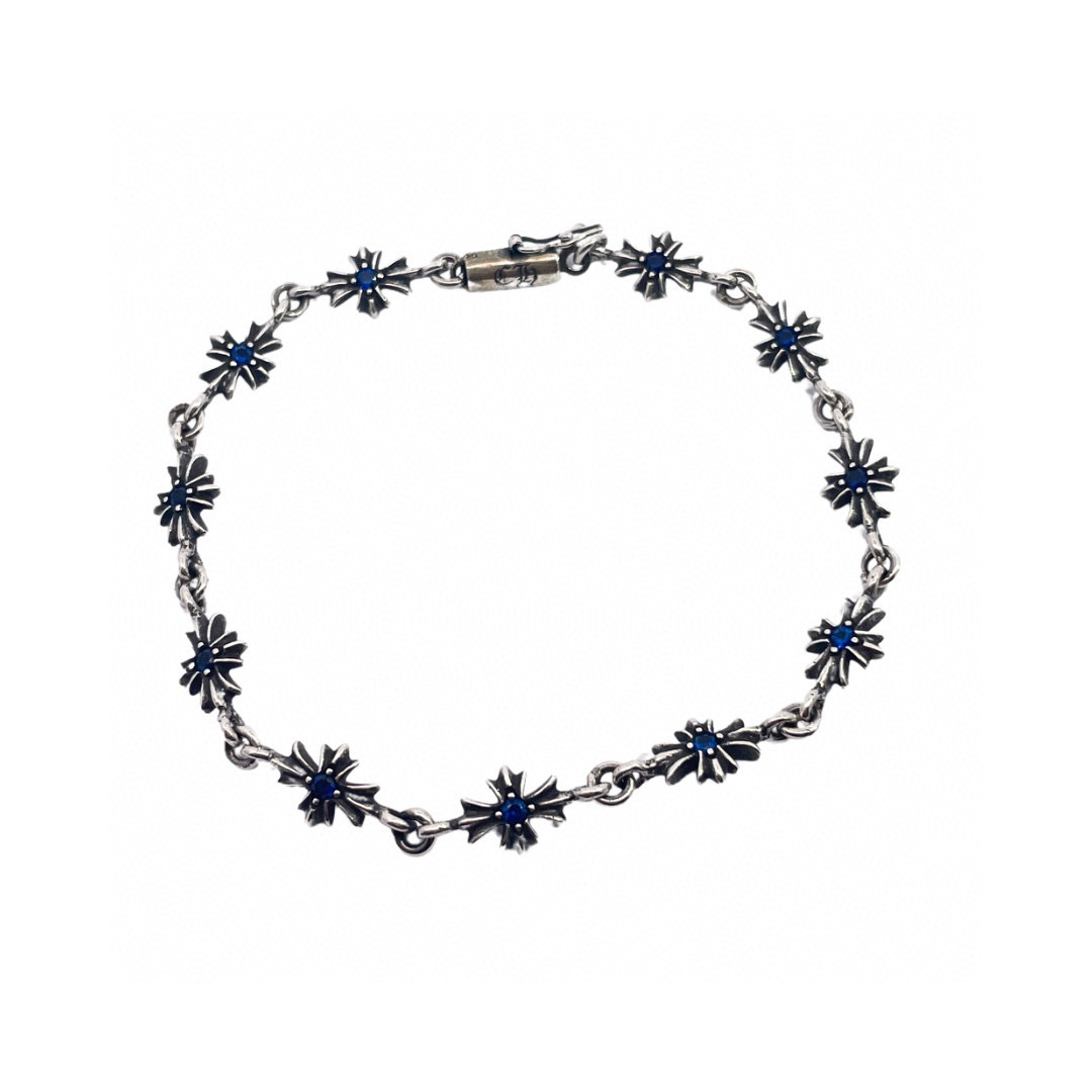 NO:379431,Croxin Blue Diamond Cross Bracelet Sterling Silver Material Retro Aging Handmade Inlay Cross elements Blue Diamond Fashionable matching size: 16.18.20cm, jewelry fine products, chrome hearts, bracelet, pure silver19860909克罗心 蓝钻十字手链 纯银材质 复古做旧 手工镶嵌 十字花元素 蓝钻 时尚搭配 size:16.18.20cm,饰品精品,chrome hearts,bracelet,pure silver,Jewelry