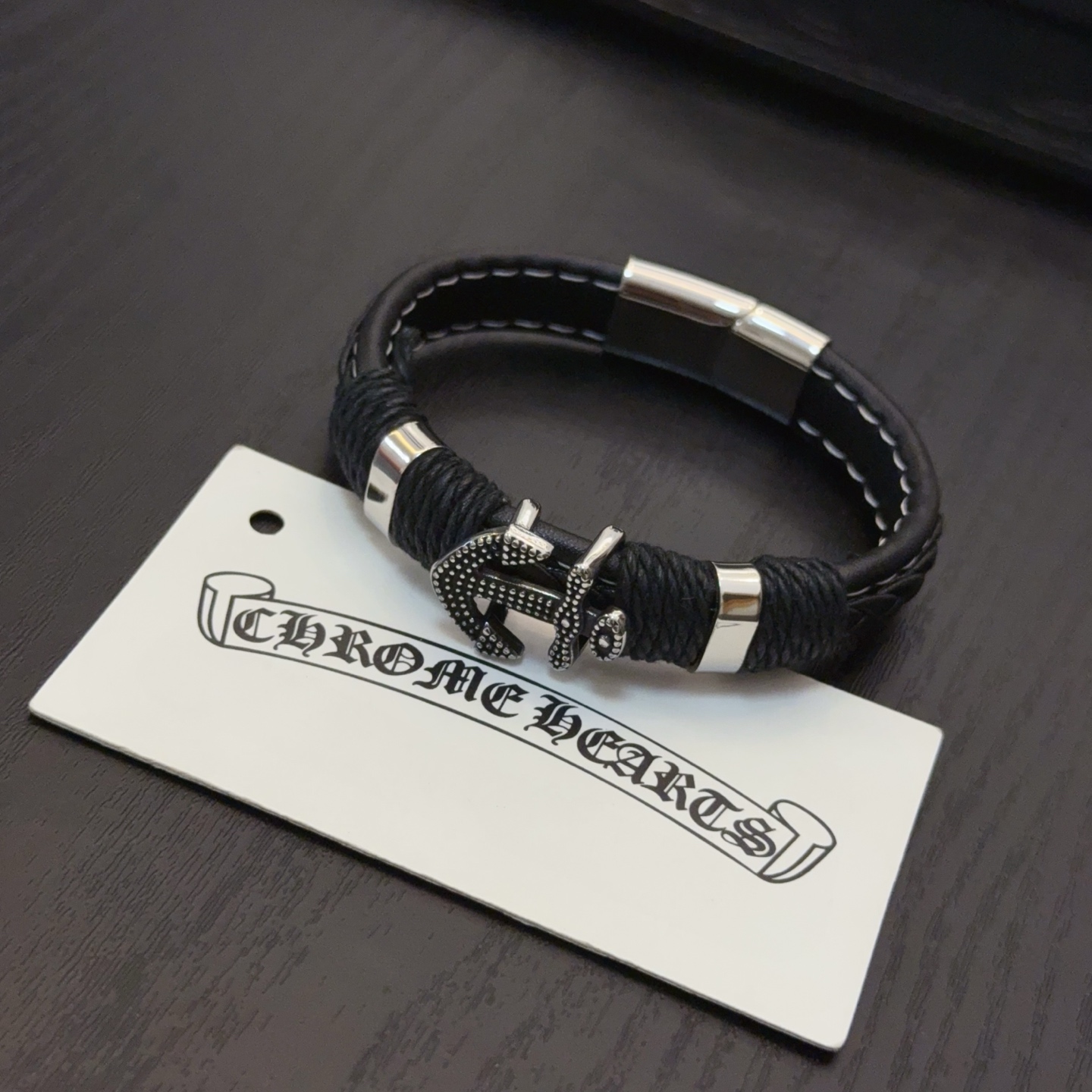  新款【专柜品质】Chrome Hearts克罗心皮绳手镯手绳，凹凸造型不同的花纹设计风格呈现出与众不同