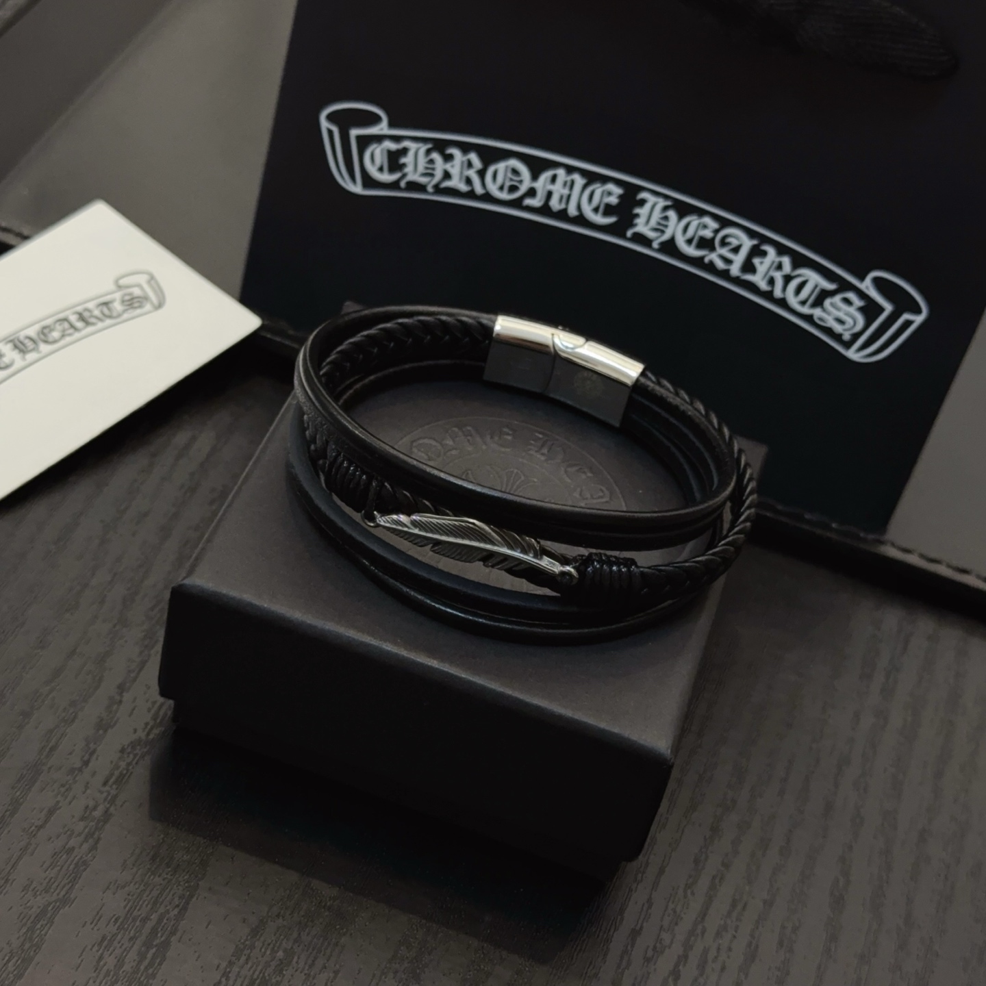  新款【专柜品质】Chrome Hearts克罗心皮绳手镯手绳，凹凸造型不同的花纹设计风格呈现出与众不同