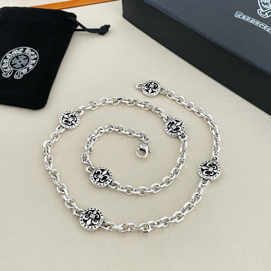  新款【专柜品质】Chrome Hearts克罗心 经典复古六童军花项链 凹凸造型不同的花纹设计风格 呈