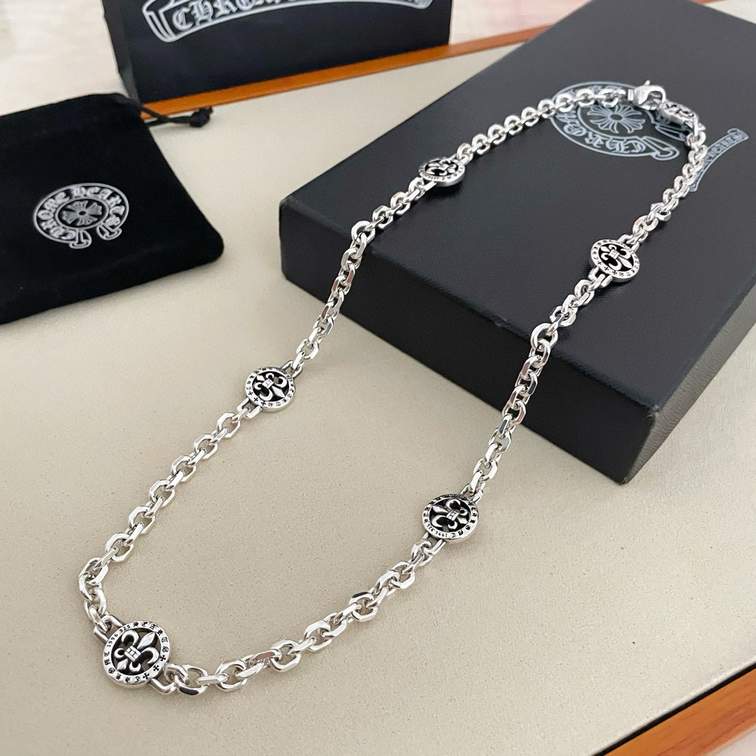  新款【专柜品质】Chrome Hearts克罗心 经典复古六童军花项链 凹凸造型不同的花纹设计风格 呈