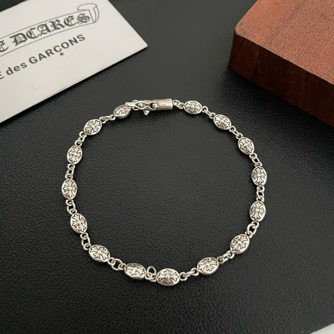  新款【专柜品质】Chrome Hearts克罗心 经典复古十字球手链 凹凸造型不同的花纹设计风格呈现出