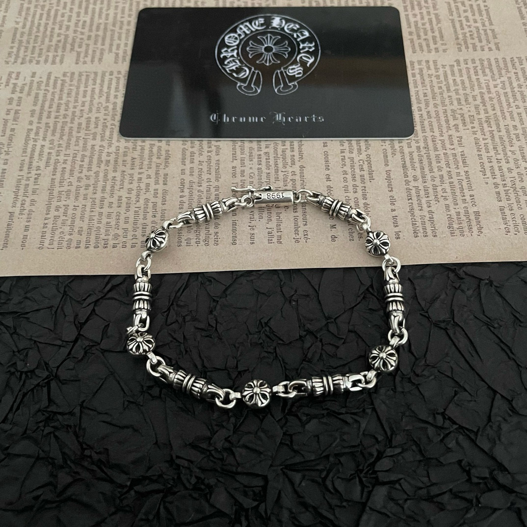  新款【专柜品质】Chrome Hearts克罗心 经典复古纽蚊圆柱手链 凹凸造型不同的花纹设计风格呈现