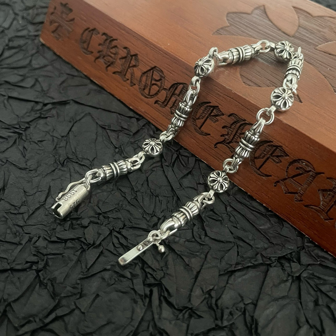  新款【专柜品质】Chrome Hearts克罗心 经典复古纽蚊圆柱手链 凹凸造型不同的花纹设计风格呈现