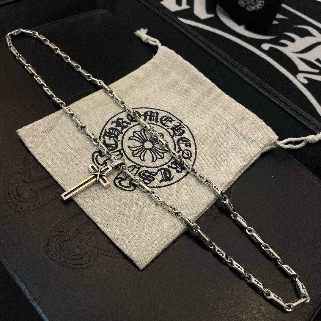 批  抖音/快手/ins/小红书/直播热门 ，新款【专柜品质】Chrome Hearts克罗心经典复古十