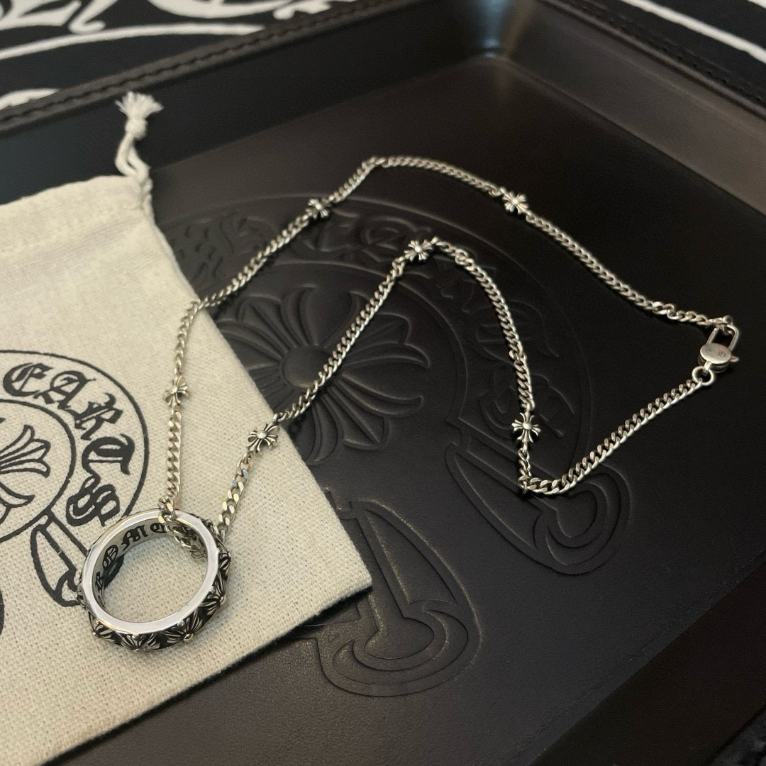    新款【专柜品质】Chrome Hearts克罗心 经典复古十字架项链，十字花戒指吊坠 凹凸造型不同
