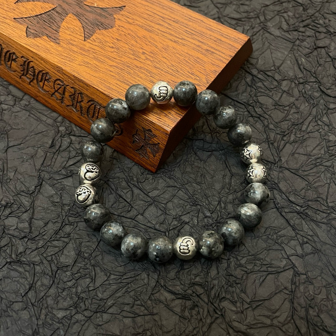  新款【专柜品质】Chrome Hearts克罗心 经典复古多元素手链 手串，凹凸造型不同的花纹设计风格