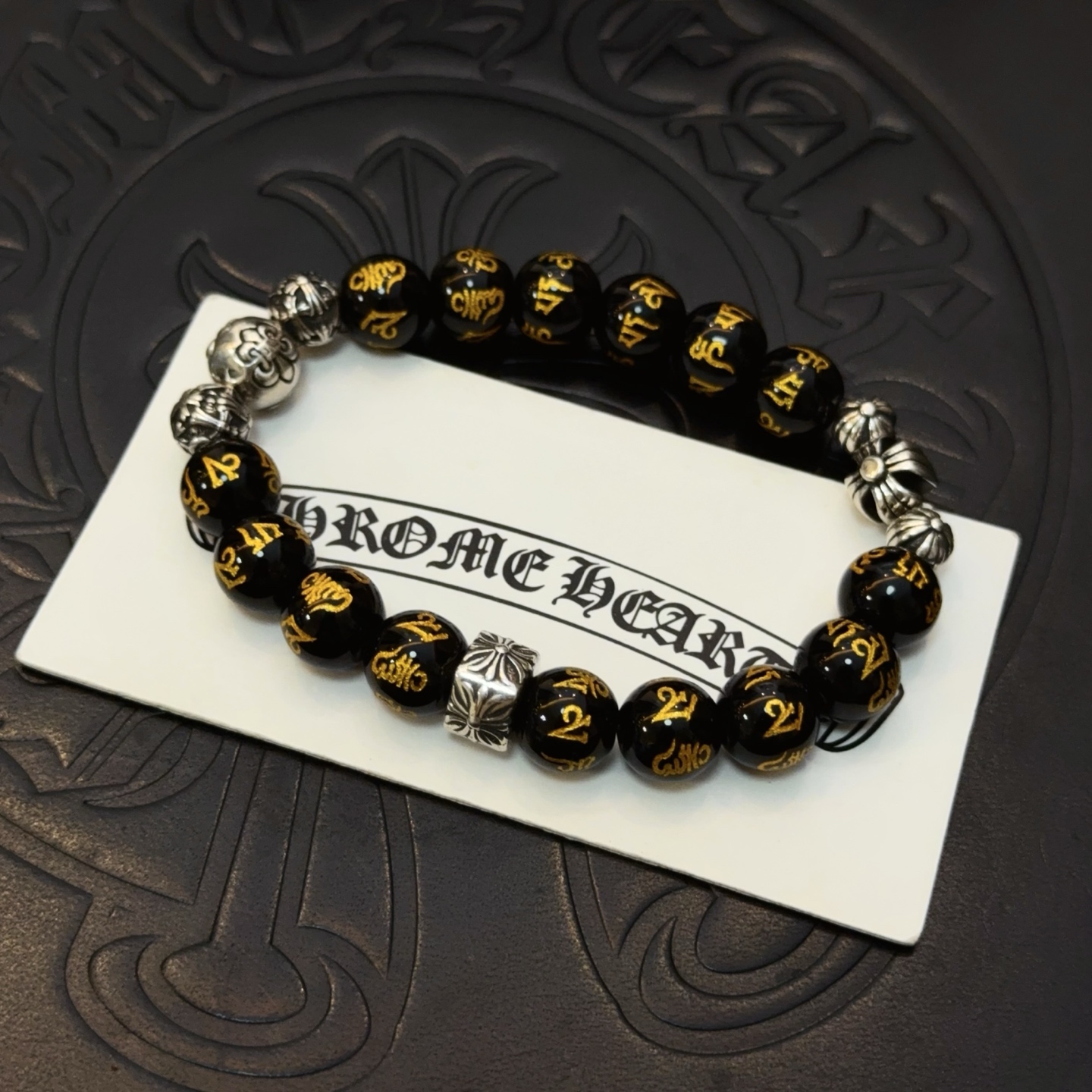  新款【专柜品质】Chrome Hearts克罗心 经典复古多元素手链 手串，凹凸造型不同的花纹设计风格