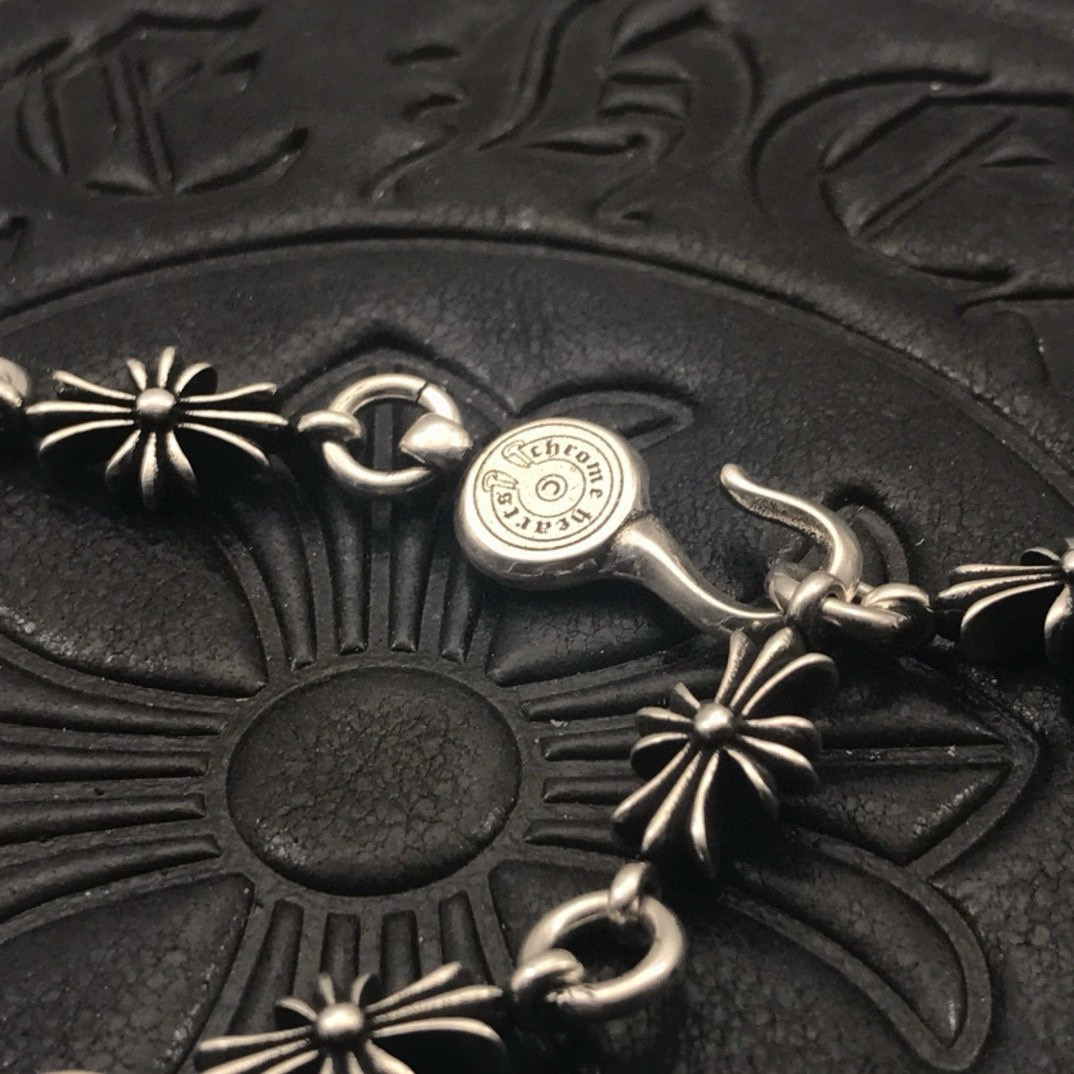  高版本克罗心长十字花手链，原版马蹄扣，细节到位，刻字清晰，尺寸17至23可选，