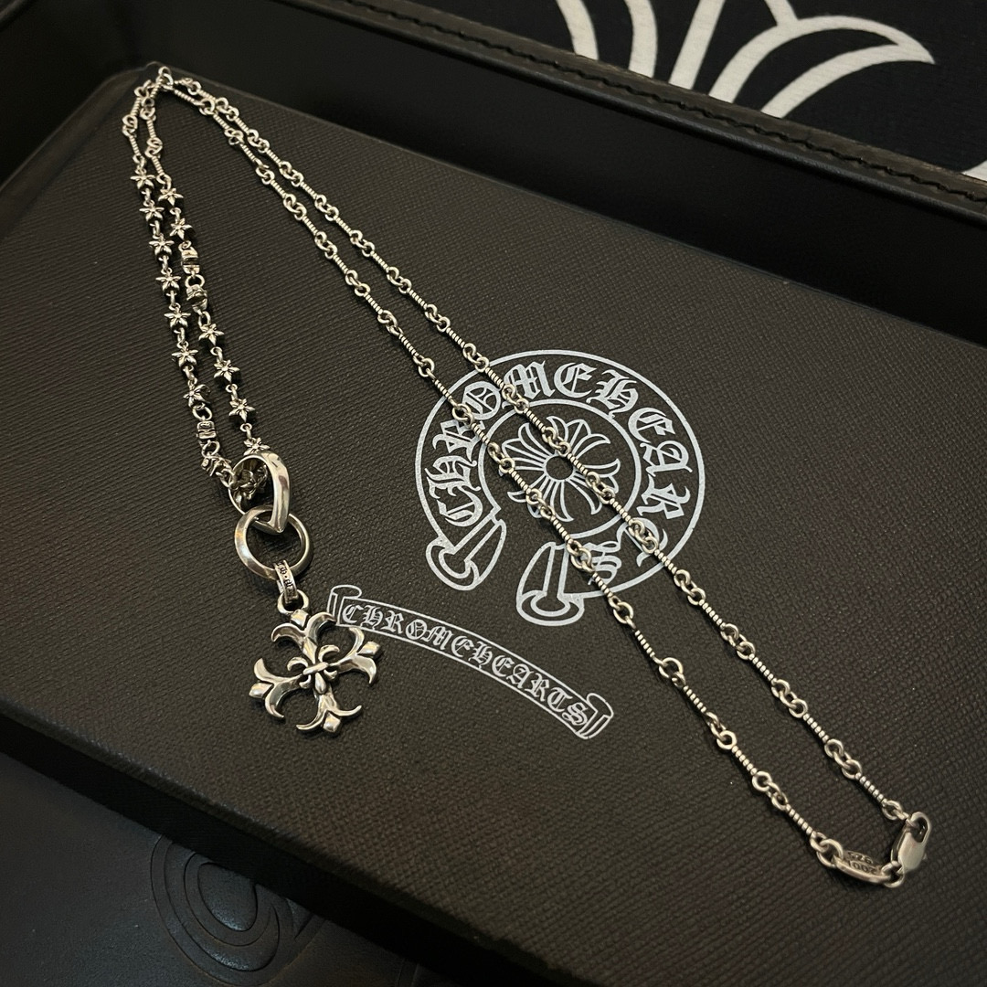  新款【专柜品质】Chrome Hearts克罗心经典复古五星花项链 十字花吊坠 凹凸造型不同的花纹设计