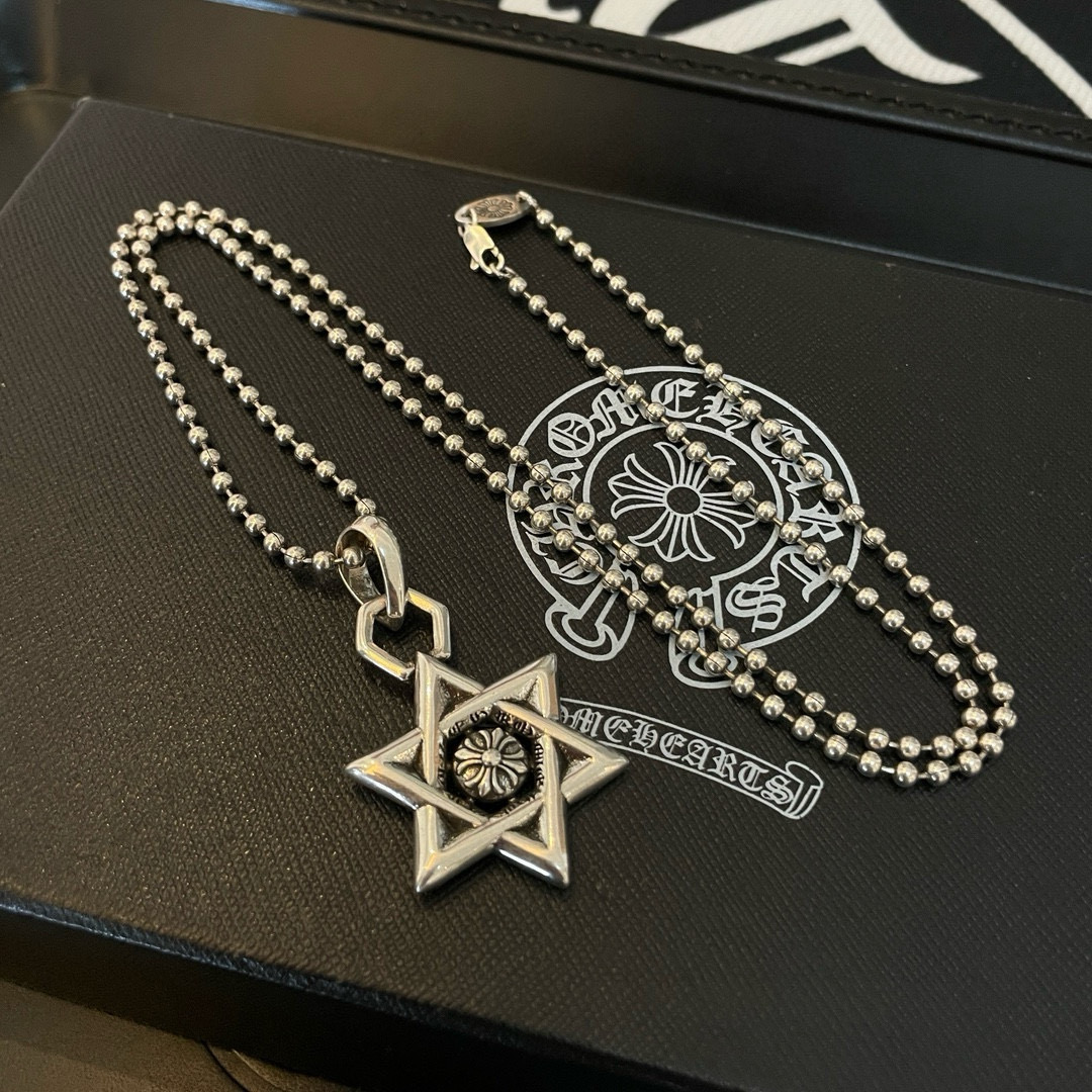  新款【专柜品质】Chrome Hearts克罗心 经典复古圆珠项链 六芒星吊坠 凹凸造型不同的花纹设计