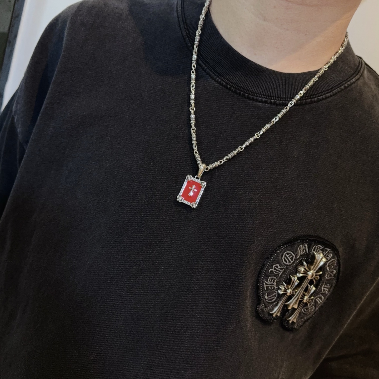  新款【专柜品质】Chrome Hearts克罗心经典复古十字花球项链 方牌十字架吊坠 凹凸造型不同的花