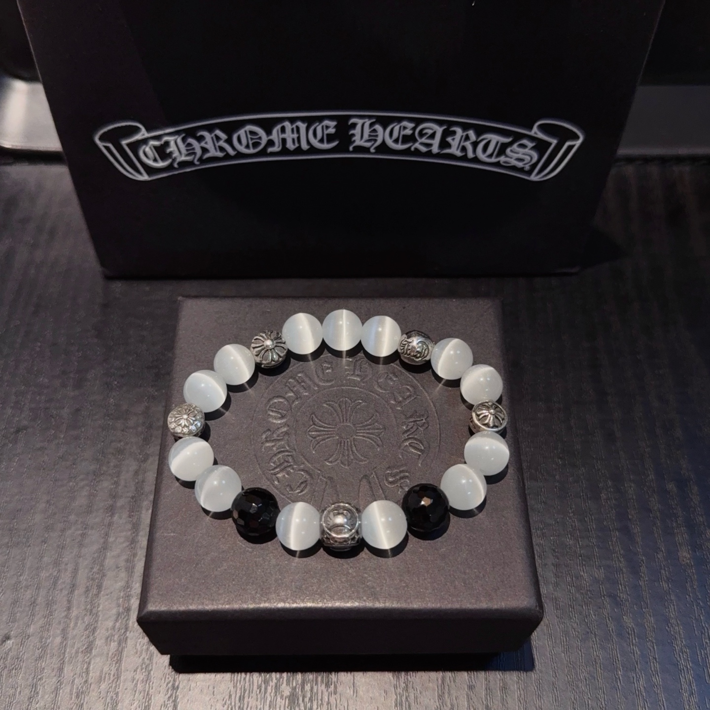  新款【专柜品质】Chrome Hearts克罗心 经典复古多元素手串手链 ，凹凸造型不同的花纹设计风格
