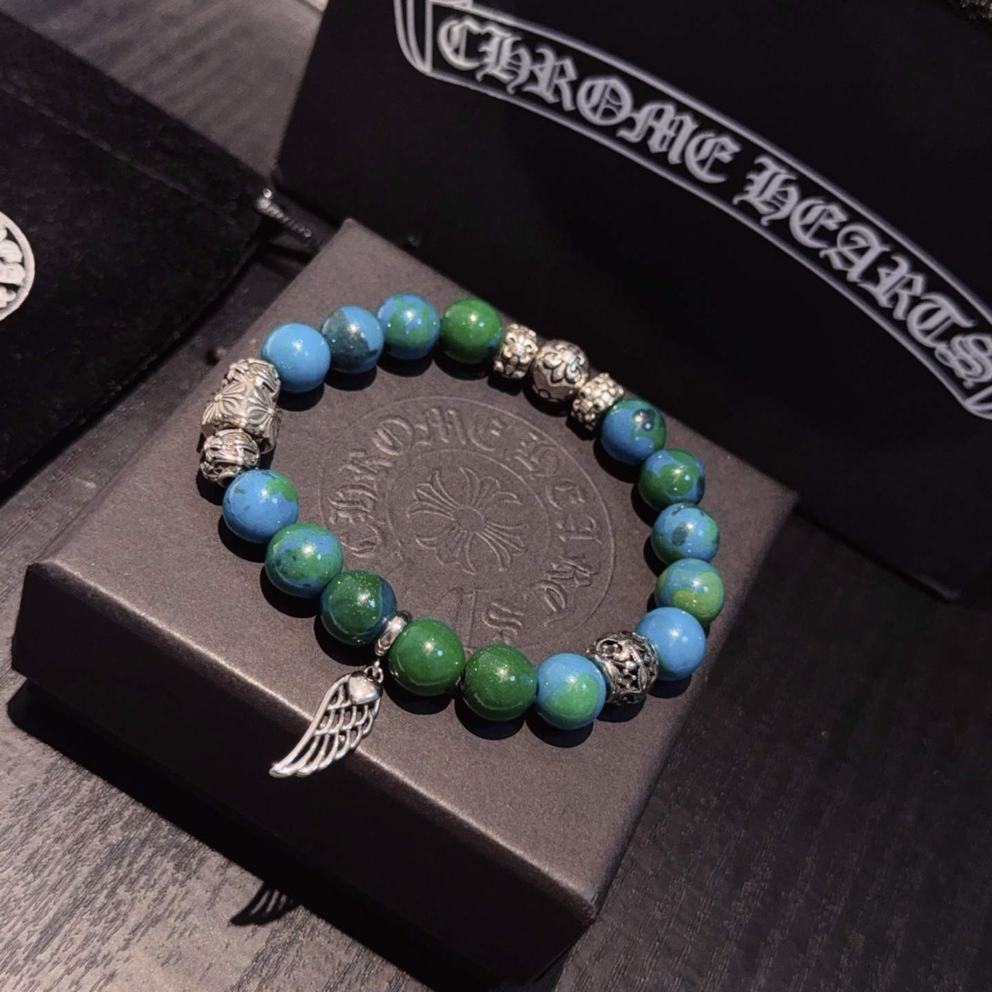  新款【专柜品质】Chrome Hearts克罗心 经典复古多元素手串手链 ，凹凸造型不同的花纹设计风格