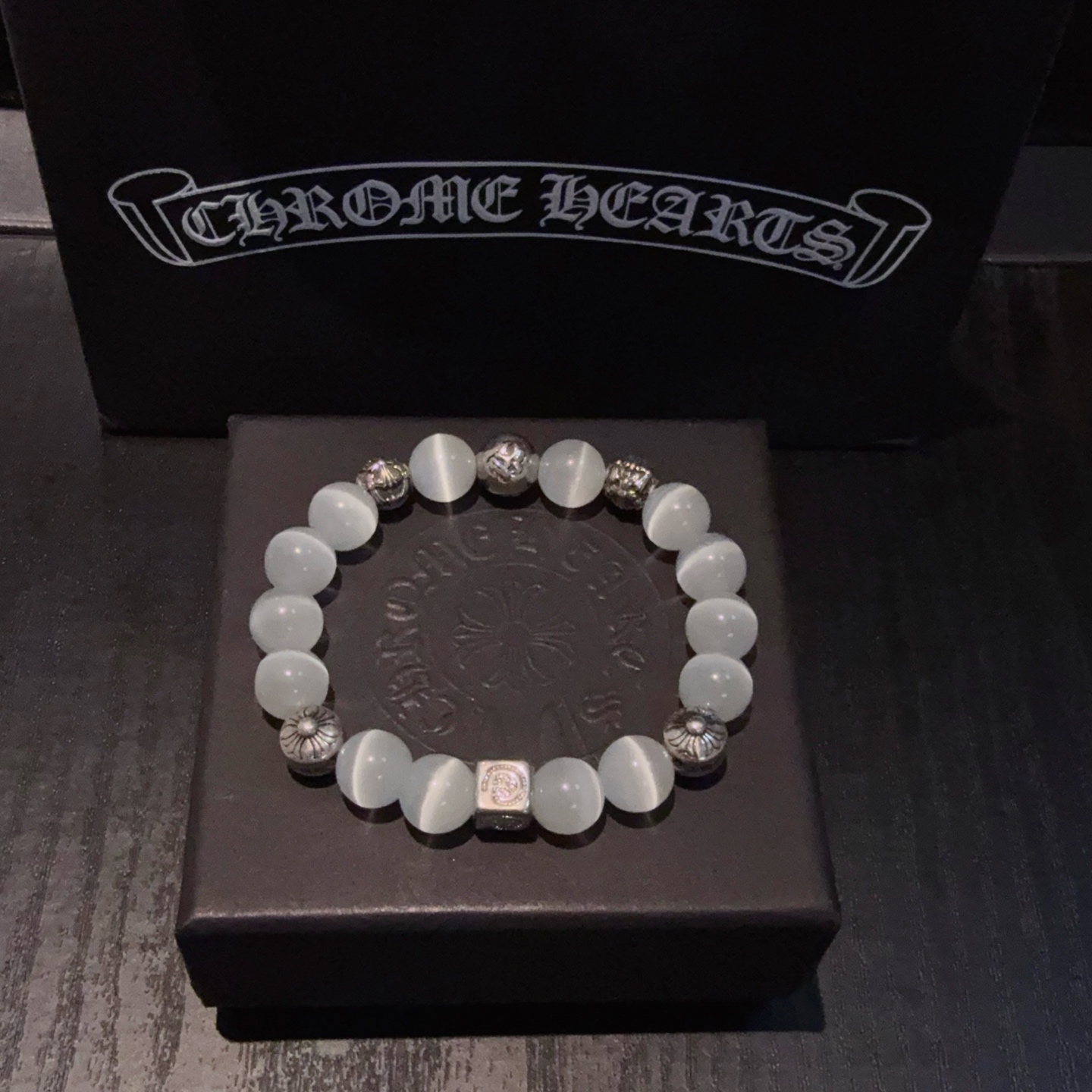 新款【专柜品质】Chrome Hearts克罗心 经典复古多元素手串手链 ，凹凸造型不同的花纹设计风格