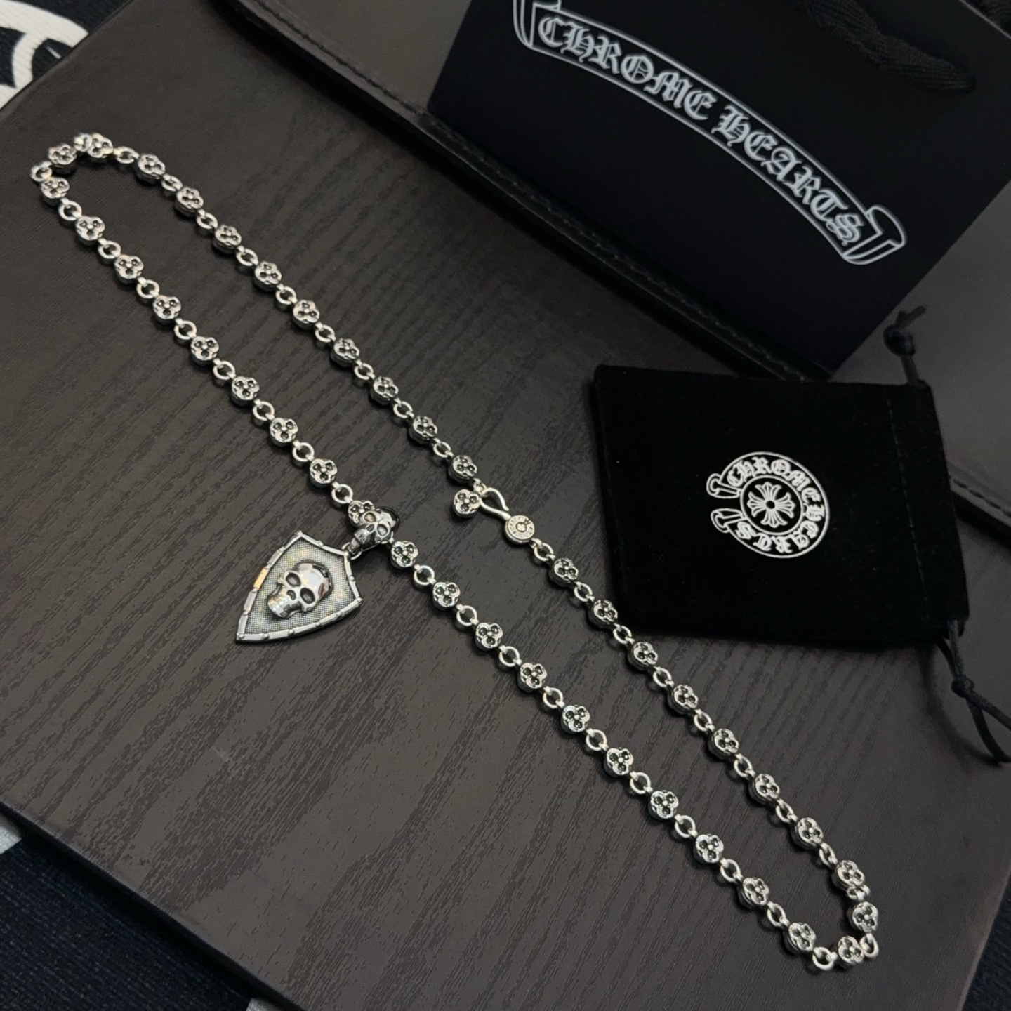  新款【专柜品质】Chrome Hearts克罗心复古十字架花球项链 骷髅头吊坠 凹凸造型不同的花纹设计