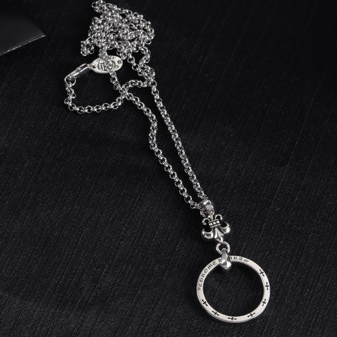  Chrome Hearts
克罗心项链