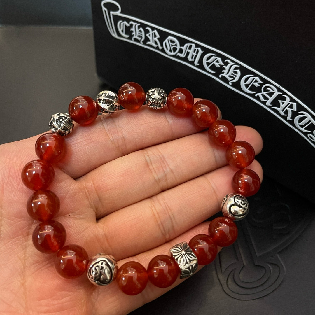  新款【专柜品质】Chrome Hearts克罗心 经典复古多元素手链 凹凸造型不同的花纹设计风格 呈现
